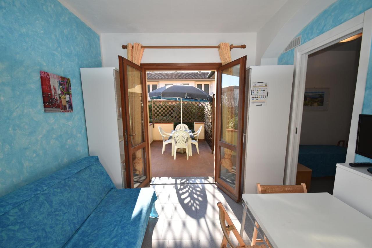 Appartamenti Sabbia - Zona Mare Con Terrazze, Clima, E Posti Auto Marina di Campo Kültér fotó